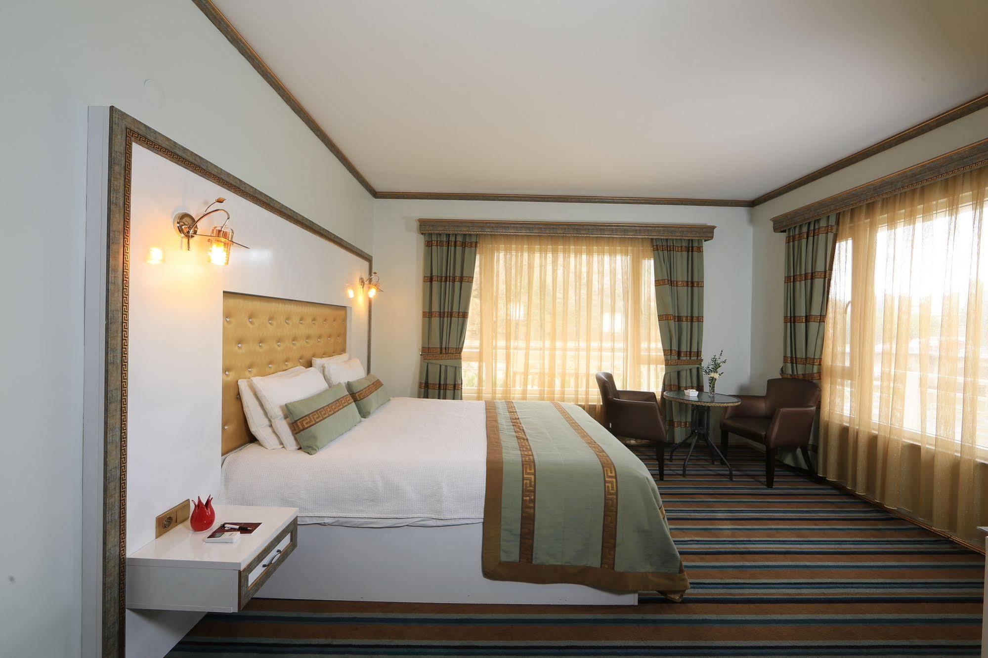 Lalehan Hotel Special Class Amasya Exteriör bild